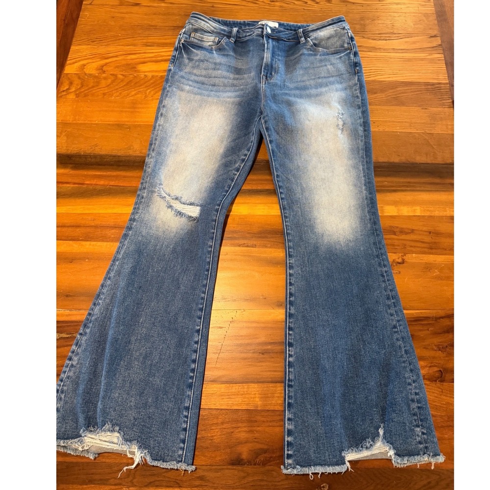 Bayeas Los Angeles Womens Flare Jeans Size 32 Distressed Raw Hem Medium Wash